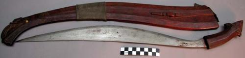 Man's knife and sheath