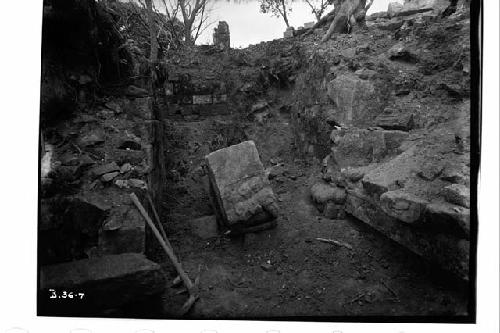 South room during excavation, Structure 22