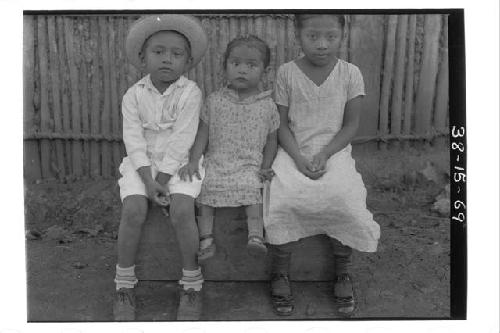 Three children of Jacinto Canil