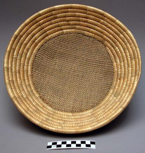 "Grngilcha" - sifter for cleaning teff grain of rocks and straw that remain afte