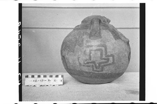 Dichrome pottery jar.