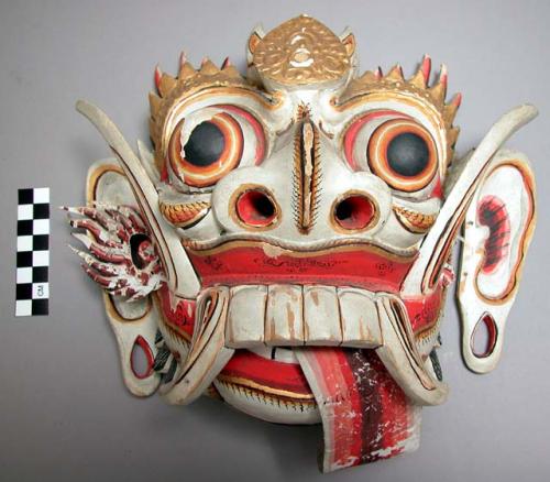 Wooden dance mask - painted