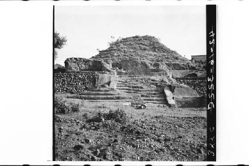 Panorama of north side of platform and mound..