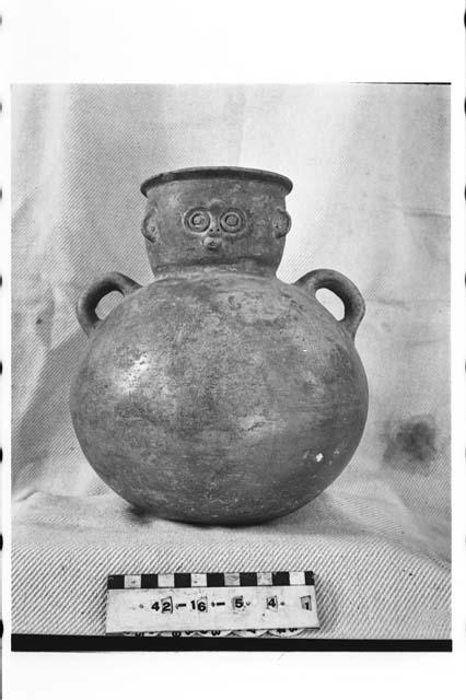 Pottery jar