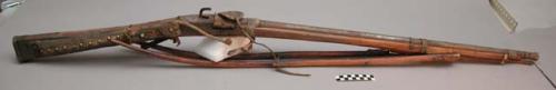 Wooden gun - muzzle-loading matchlock with hammer