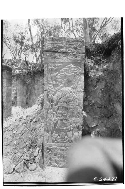 NE Colonnade - Column 2 - E Panel