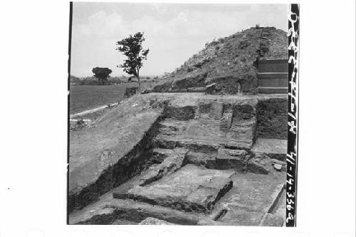 Panorama of mound from top of Mound 2.  Md. 1-E.