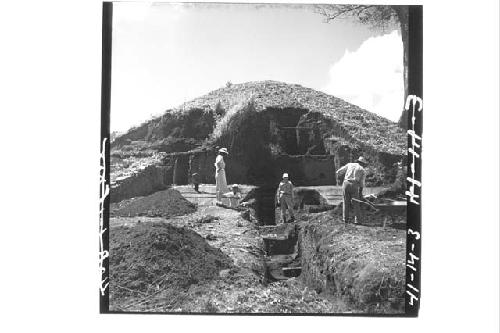 Mound 1, N side, from N showing trench of 12W line with stone incensario exposed