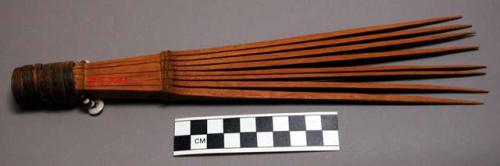 Wooden comb