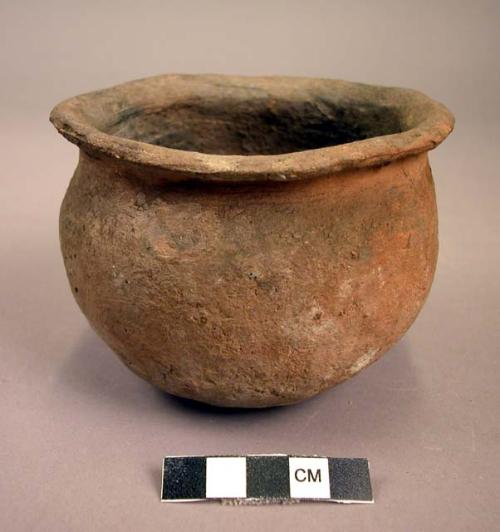 Plain pottery jar - small