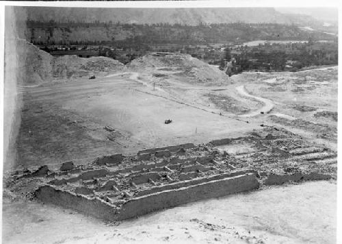 Aerial photo of excavation, marked "Mama Cona at Inka Huasi