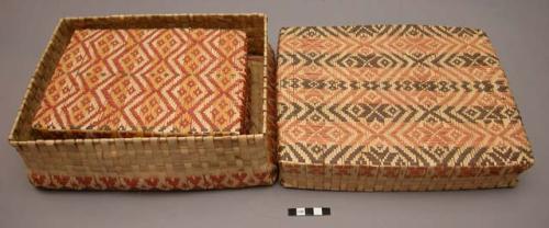 Nest of baskets, diamond pattern