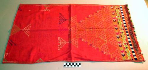 Shawl; cotton; geometric embroidery designs.