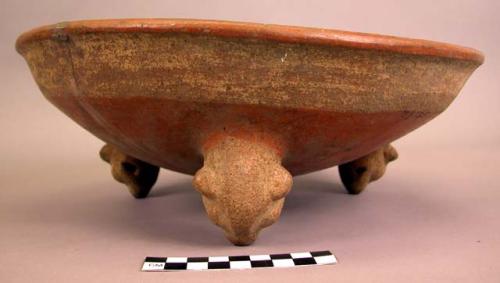 Pottery dish, tripod