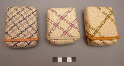 Plaited panadmus leaf cigarette boxes, with geometric patterns