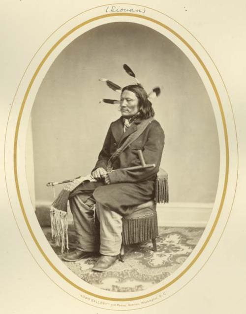 Portrait of Ma-to-wa-yu-mi, Yankton