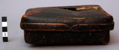 Small square birch bark box, tarkhuntayek