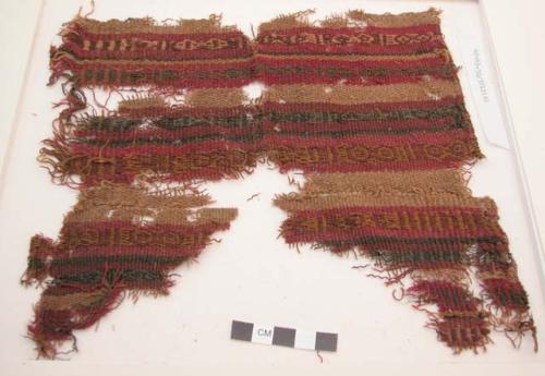 Textile, warp-patterned