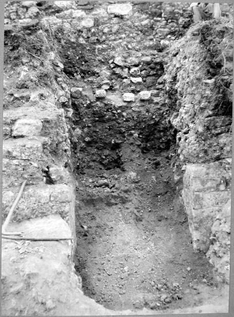 Mound 2 - Trench A white stones above "door"