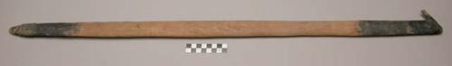 Spearthrower, straight lath form