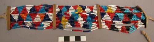 Multi-colored bead necklace choker (xaulus), worn by men and women +