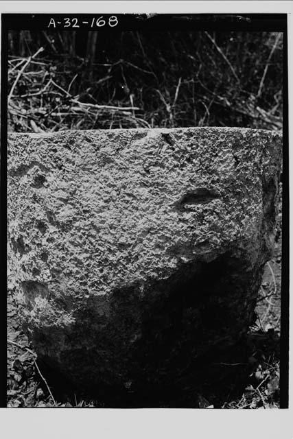 Sculptured altar before Temple - Str. 4