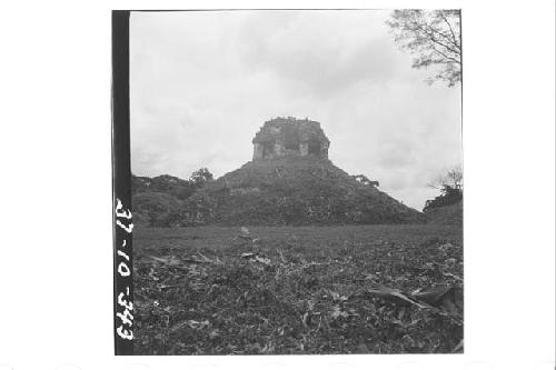 Looking west at the Temple of the Conde