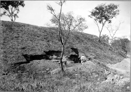 Mound 2 - Trench B and C, general view, nine days of work