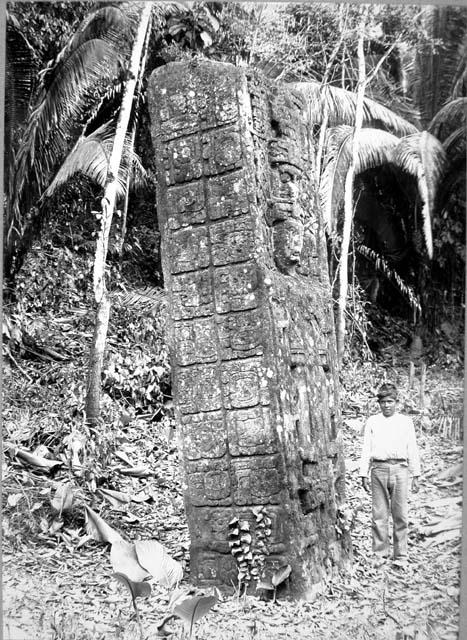 Stela A, southwest corner