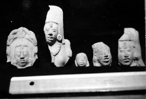 Jonuta figurine heads: "small pox" type and ornament on forehead. "Small pox" do