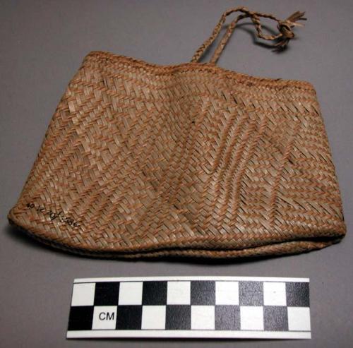 Man's basketry pouch for carrying personals (shell money, betel nut, +