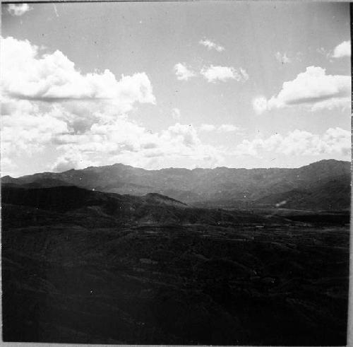 Cahyup hill from Chuitinamit.