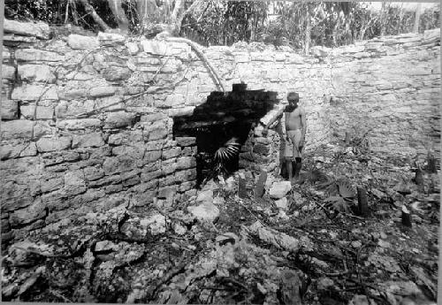 Front chamber of  Temple 35