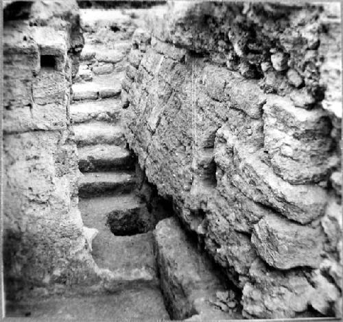 Construction under Main Court, A-V, A Group, south side basal platform