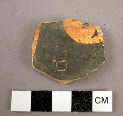 Zoomorphic potsherd (bird?)