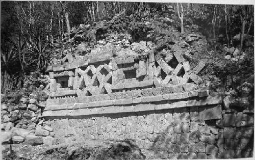 South face, structure near summit Great Pyramid west side, of south doorway.