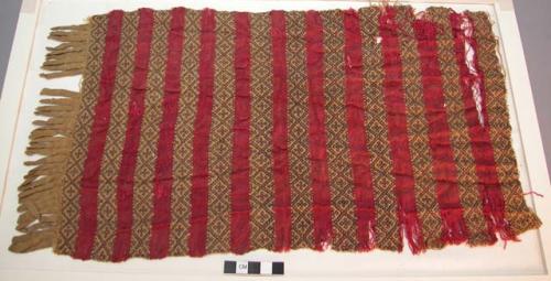 Textile, weft-patterned