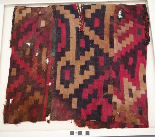 Shirt, child's, tapestry, l. 38 cm., w. 41 cm., wool and cotton