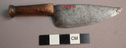 Small knife, iron blade, wooden handle, mbako