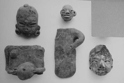 Figurine heads and bodies (6)