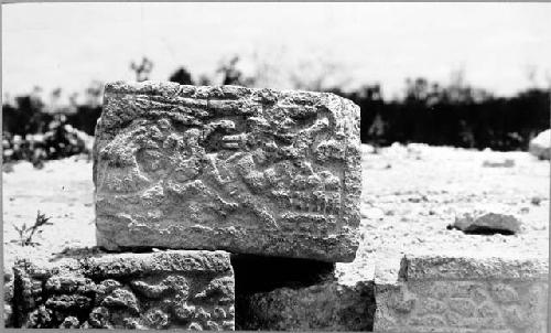 N.E. Colonade - Court of 1000 Columns. Throne band.