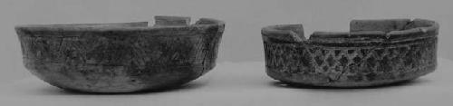 Black-brown coarse-incised bowls(2)