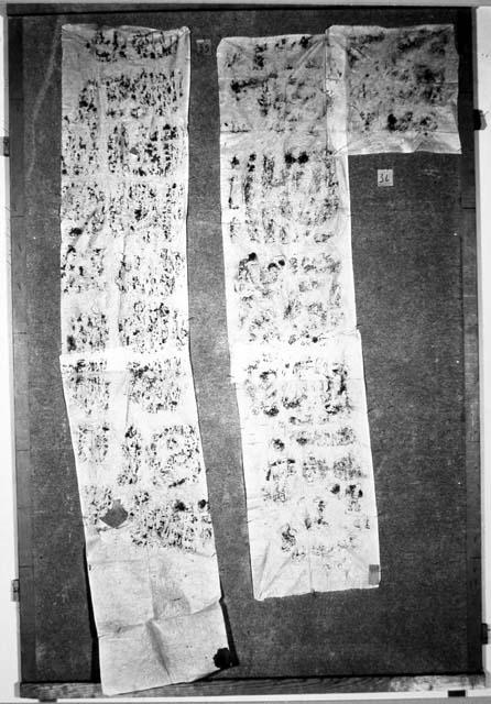 Left - Stela 5 left.  Right - Stela 6 front (rubbings)