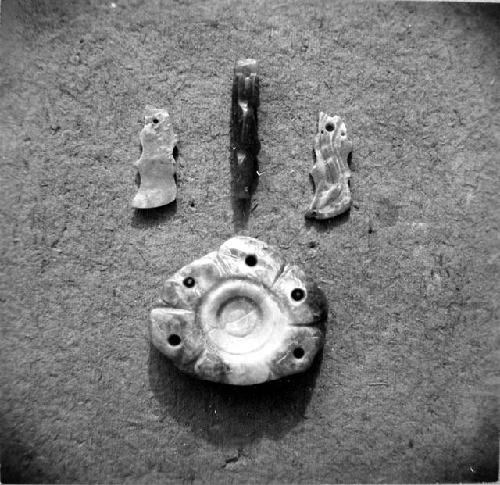 Mound B, Tomb V - jade rosette, 2 pendants, and blue stone figure