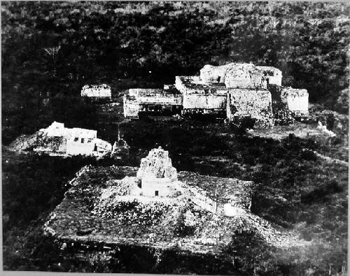 Caracol + Monjas. Aerial view, looking S.