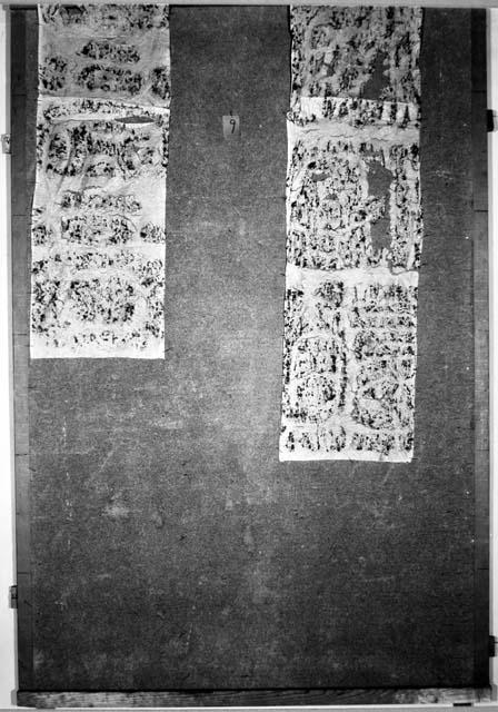 Stela 9, l. + r. bottom (rubbing)