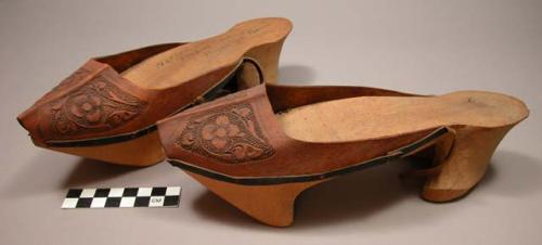 Pair of shoes - wooden with carved leather caps