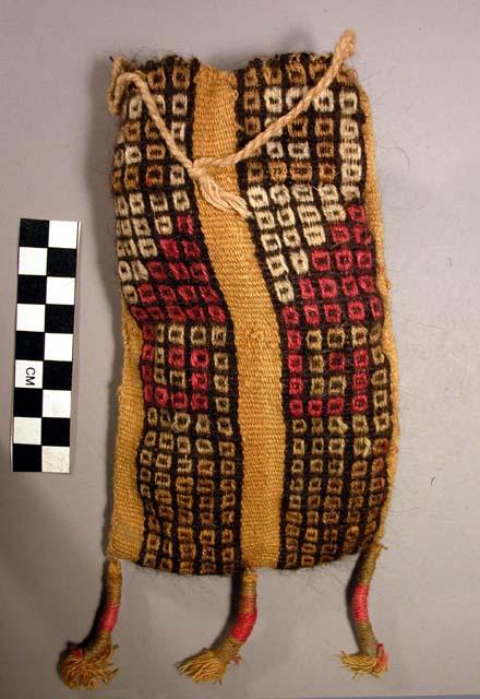 Bag, weft-patterned