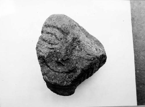 Human head, stone, prob. Miraflores.