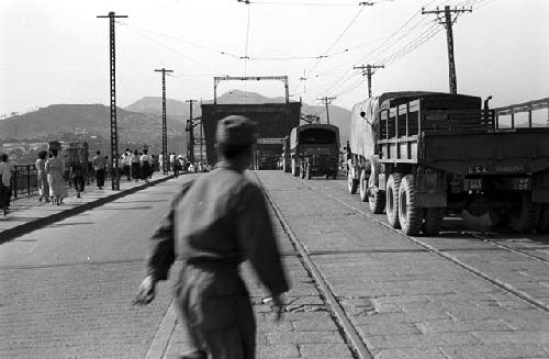 U.S. soldier on bridge